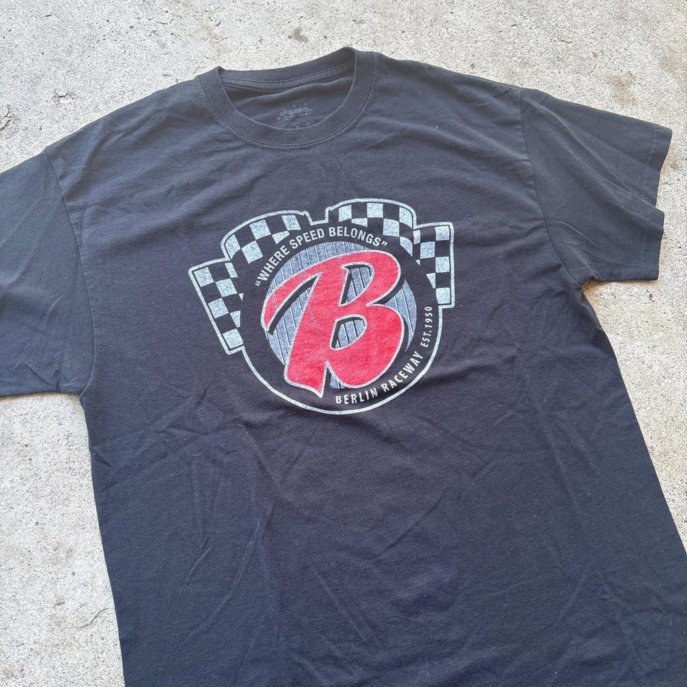 Berlin Raceway Where Speed Belongs Graphic T-Shirt Black Mens Large Racing Tee